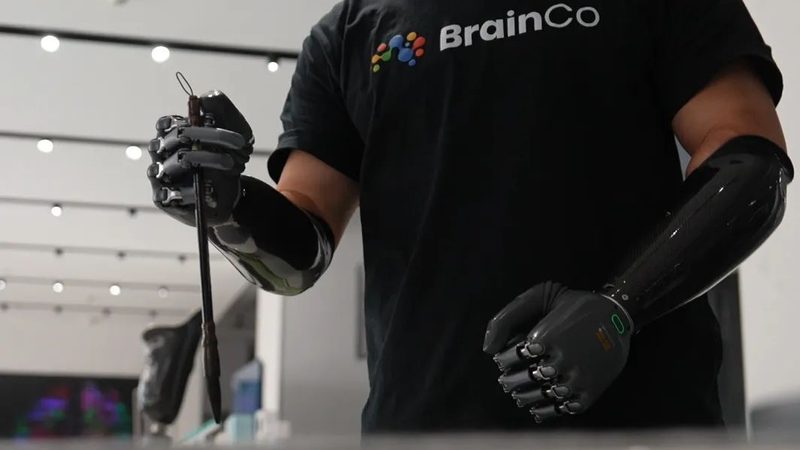 数字孪生引擎：揭秘选型的关键要素与标准规范